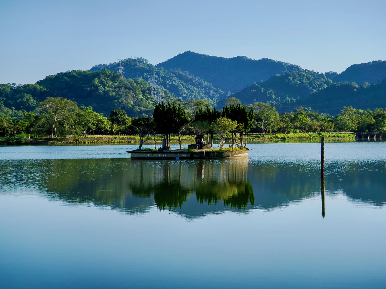 水中土地公廟